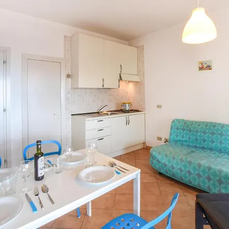 Amazing In With Kitchen Holiday home