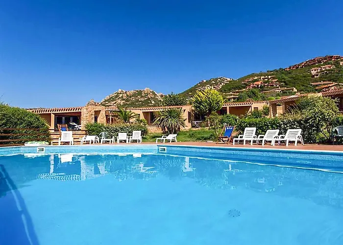 In * Costa Paradiso